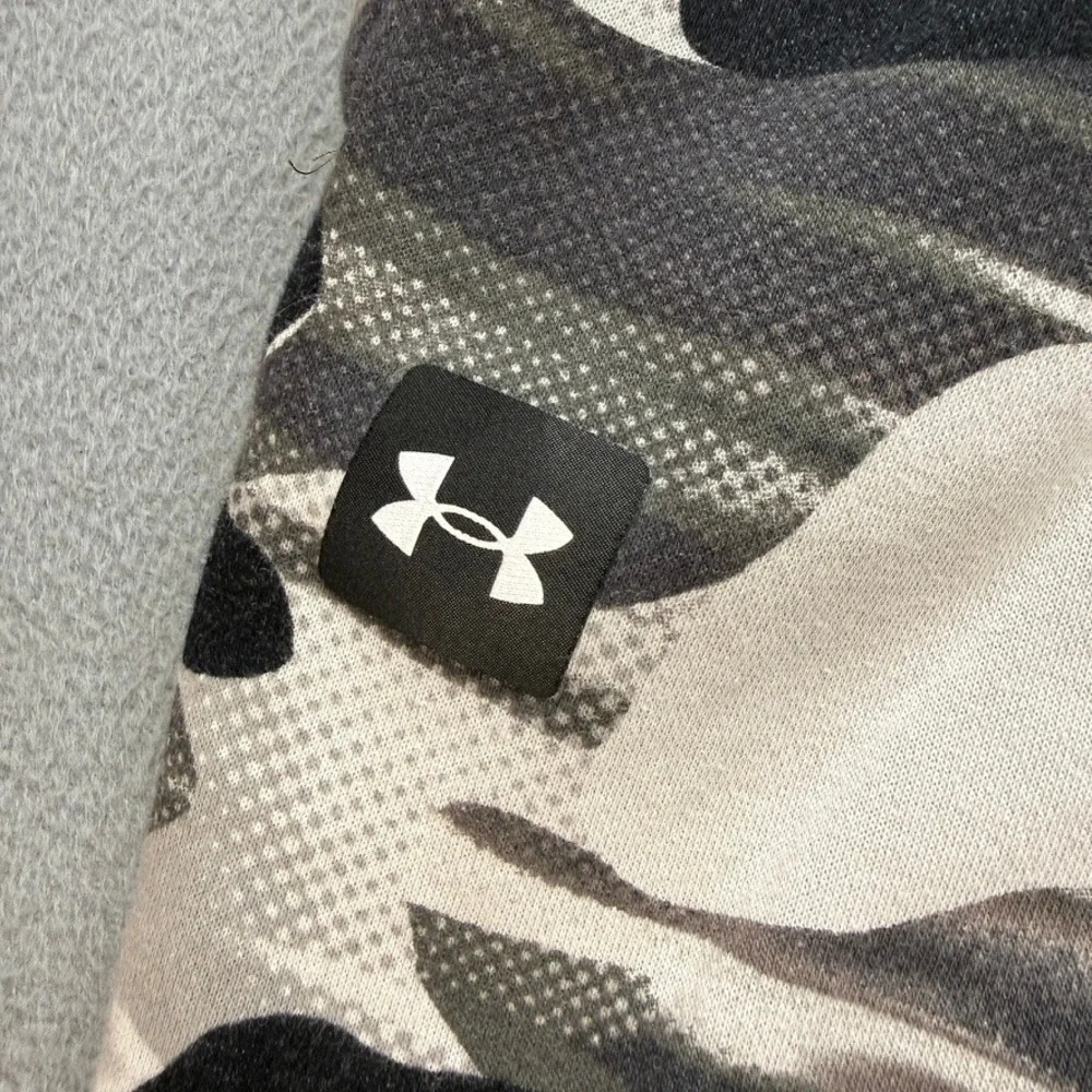 Under Armour Rival Fleece Camo Joggers Loose Fit Size YLG Activewear Sweatpants